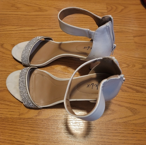 Style & Co Philly's Two Piece Evening Sandals/Heels - Picture 2 of 3